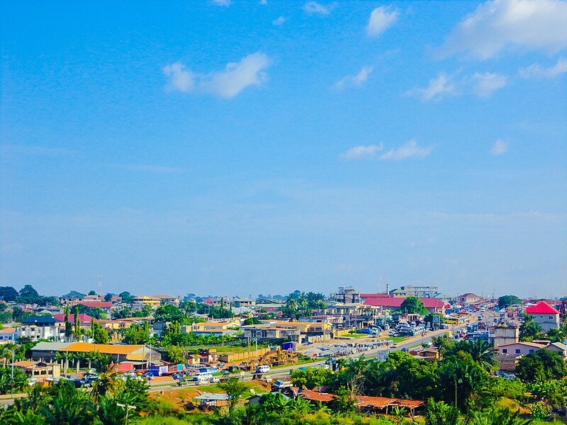 Lahabali kɔligu:Kronum Kumasi 2018-11-08 (130246).jpg
