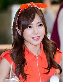 Kwon Mina at a fansigning event, 28 June 2014.jpg