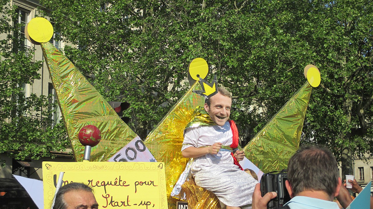 La fête à Macron - Macron, ta fête beginne ! 05.JPG