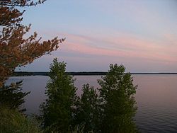 Lake Wissota httpsuploadwikimediaorgwikipediacommonsthu