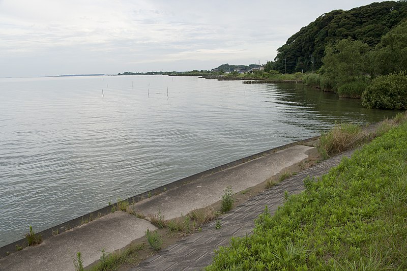 File:Lake Kasumigaura from Miho Village 05.jpg