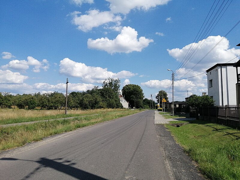 File:Laryszów Bohaterów Westerplatte.jpg