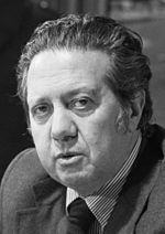 Thumbnail for File:Mário Soares 1975b (cropped).jpg