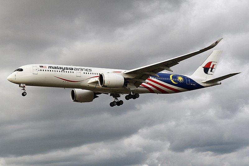 File:Malaysia Airlines (Malaysia Negaraku Livery), 9M-MAC, Airbus A350-941 (42595667000) (2).jpg