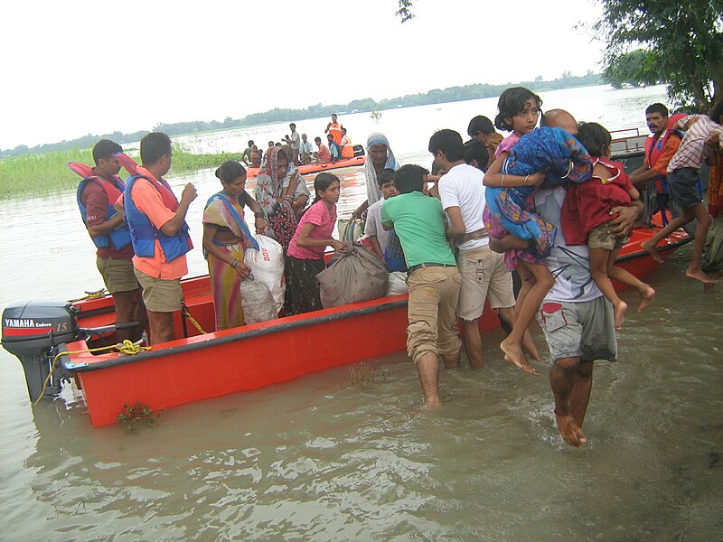 File:NDRF in Bihar Flood 2.jpg