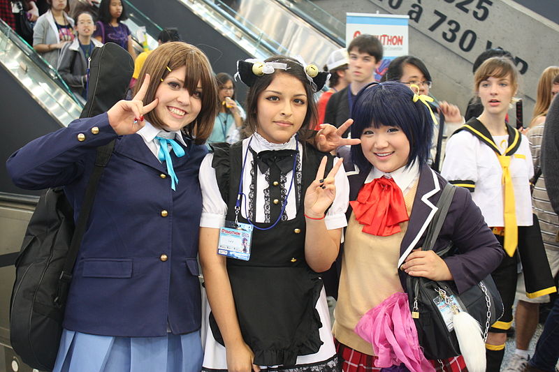 File:Otakuthon 2014- Yui Hirasawa, a generic maid and Rikka Takanashi (15016872236).jpg