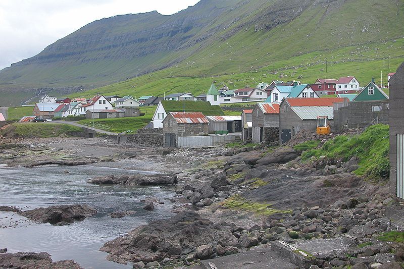 File:Oyndarfjørður, Faroe Islands (4).JPG