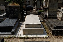 Père-Lachaise - Divisão 44 - Pavet de Courteille 01.jpg