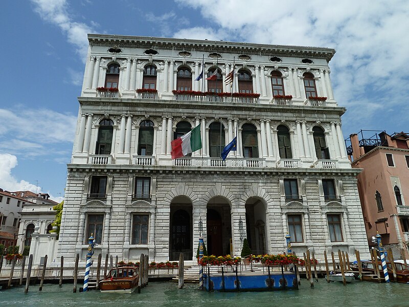 File:Palazzo Corner della Ca' Grande gran canal san marco .jpg