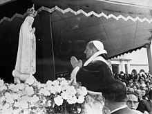 Paul VI during his visit to the Sanctuary of Fatima in 1967 Paulo VI em Fatima.jpg