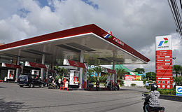 Station de remplissage Pertamina, Bali, Indonésie.jpg