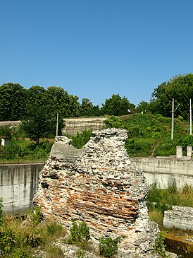 Piciorul Podului lui Traian, malul românesc (19 augustus 2009).jpg