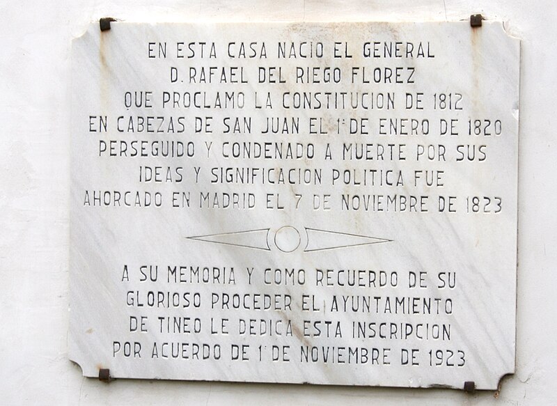 File:Placa casa de Riego en Tuña.JPG