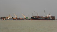 Porto de Bissau 01.jpg