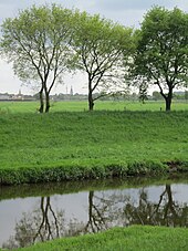 Quakenbrück am Nordrand des Landkreises Osnabrück, vom Südoldenburger Ufer der Großen Hase aus betrachtet