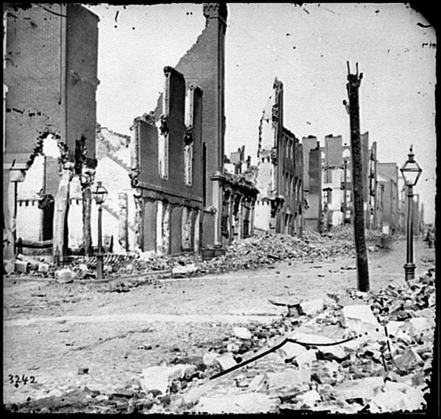 File:Richmond, Va. Street in the burned district LOC cwpb.02672.jpg