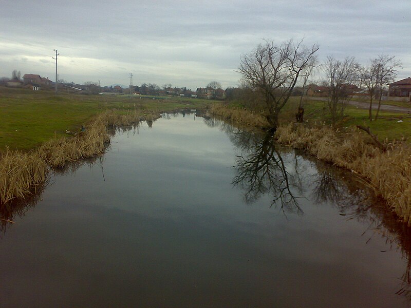File:River Banska, Dobrich.jpg