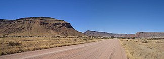 the Nubibberge between Hammerstein and Maltahöhe