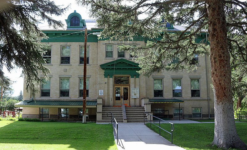 File:Saguache County Courthouse.JPG