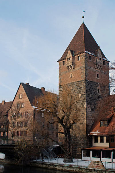 File:Schuldturm Nürnberg.jpg