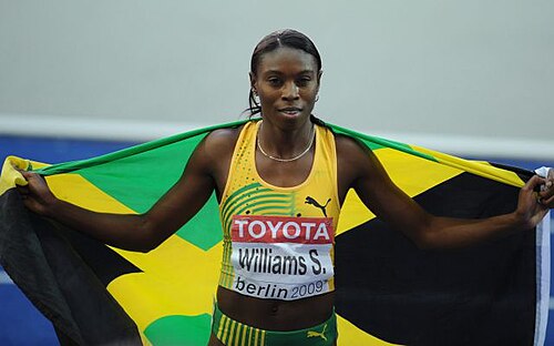 Shericka Williams won the silver medal in the women's 400 meters race