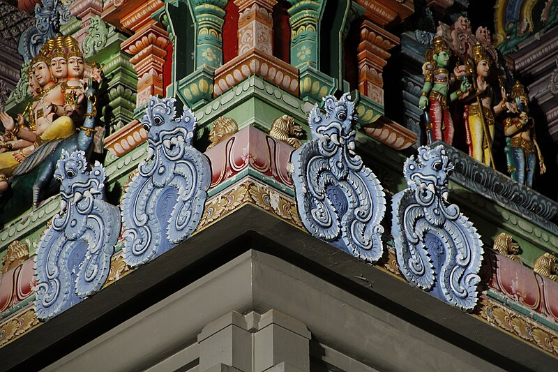 File:Singapore. Sri Thendayuthapani Temple. 2013-10-09 15-38-31.jpg