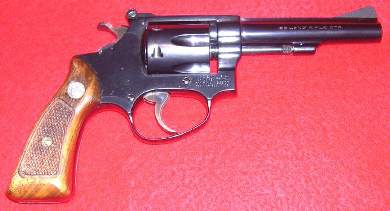 Kit gun. Smith and Wesson Kit Gun. -34-1 Model 2.