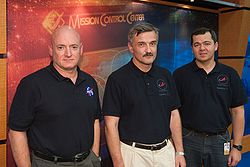 Soyuz TMA-01M crew.jpg