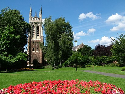 How to get to Stapenhill with public transport- About the place