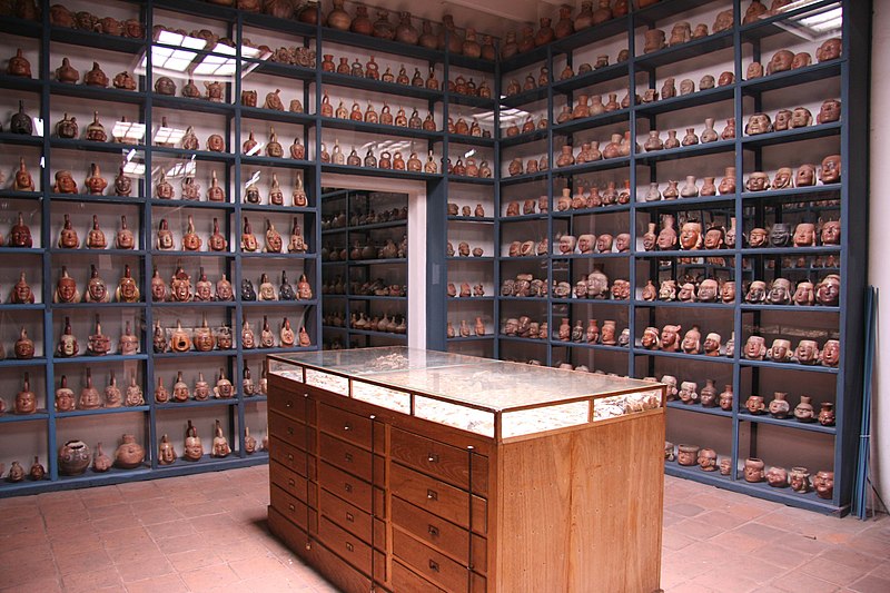 File:Storage Gallery.jpg