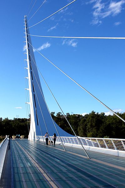 File:Sundial Bridge (8853300337).jpg