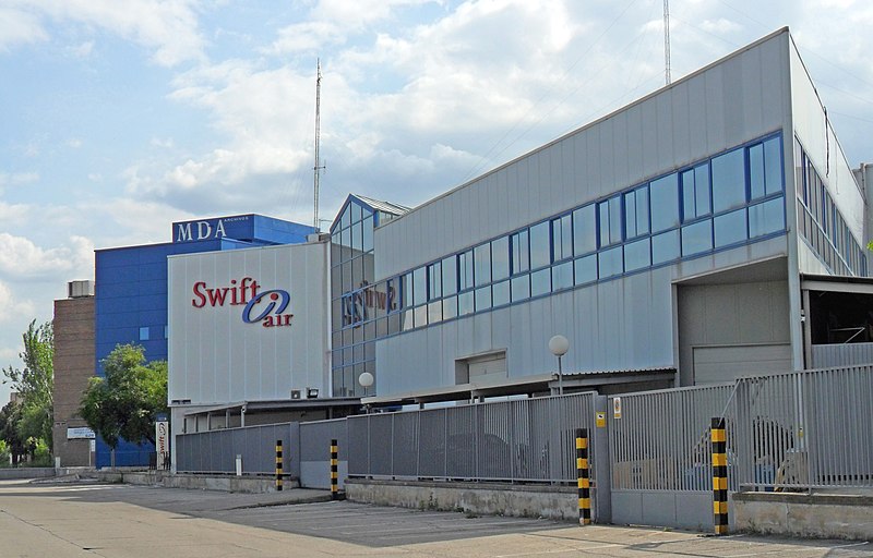 File:Swiftair headquarters (Madrid) 01.jpg