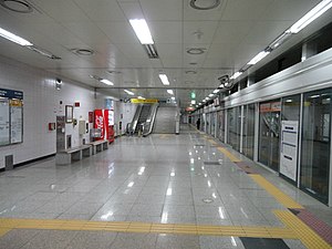 Tanbang Stn. platform.jpg