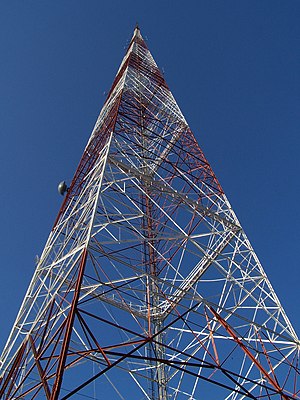 Televizion antenna - WTVR (2235691874) .jpg