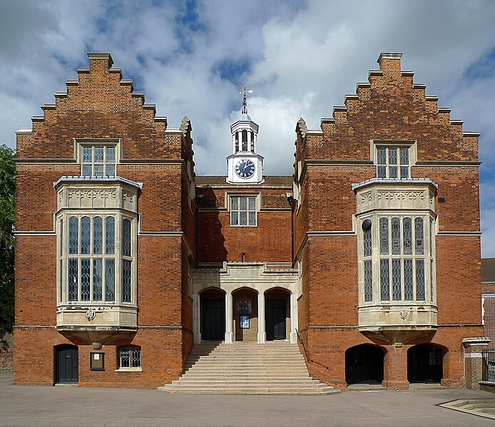 File:The Old Schools, Harrow School.JPG