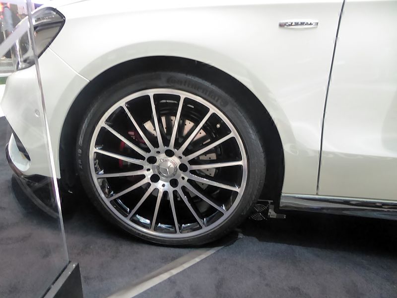 File:The tire wheel of Mercedes-Benz A250 SPORT 4MATIC (W176).JPG