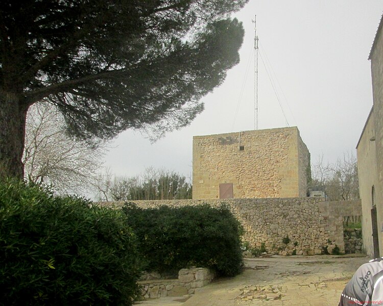 File:Torre d'avvistamento di Ruffano.jpg