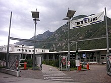 Trentofiere - in questo palazzo vengono esposti degli stand relativi agli eventi organizzati da Trentofiere