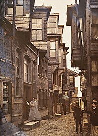 Maisons en bois à Beyoğlu (Constantinople, Empire ottoman, 1912).