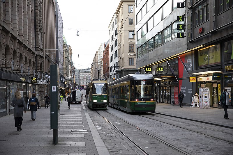 File:Two trams on Aleksanterinkatu in Kluuvi, Helsinki, Finland, 2021 November.jpg