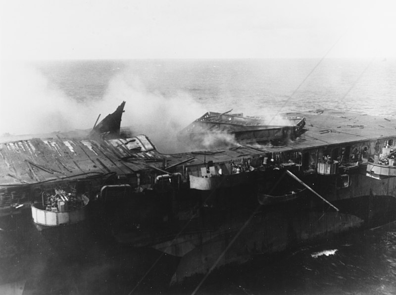 File:USS Princeton (CVL-23) damaged 2.jpg