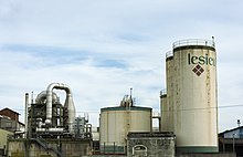 Photographie de silos de stockage de l'usine Lesieur de Bordeaux Bacalan en 2014.