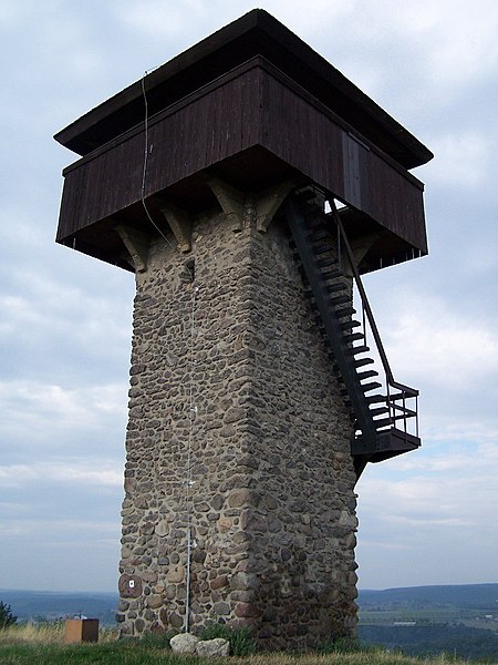File:Vartovka věž.JPG