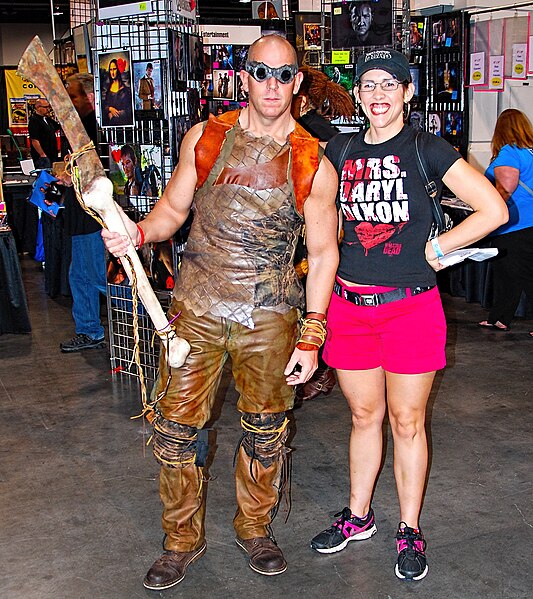 File:Wizard World Comic Con Las Vegas 2015 Impersonating Vin Diesel (Richard B. Riddick) - Pitch Black (film) (16705430944).jpg