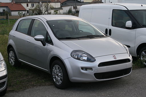 " 12 - ITALY - Fiat Punto 2012 03