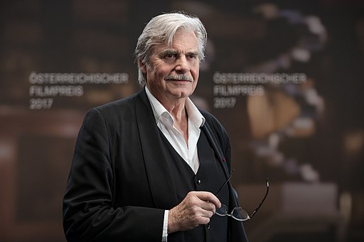Österreichischer Filmpreis 2017 photo call Peter Simonischek 1