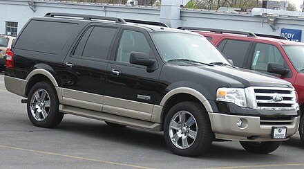 Форд экспедишн. Форд Экспедишн 3 поколение. Ford Expedition 2010. Ford Expedition 1995. Форд Экспедишн 5.6.