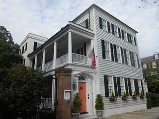 <span class="mw-page-title-main">Dr. Peter Fayssoux House</span> House in Charleston, South Carolina