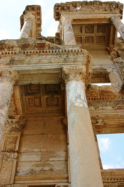 File:14.10 Celsus Library in Ephesus.JPG