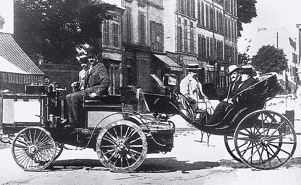 De Dion steam car in Paris–Rouen race of 1894